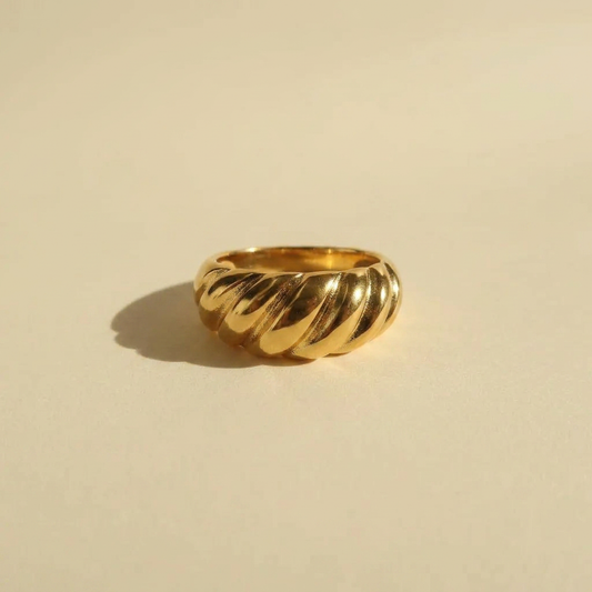 Croissant Ring