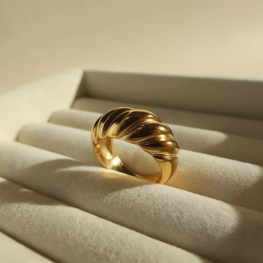 Croissant Ring